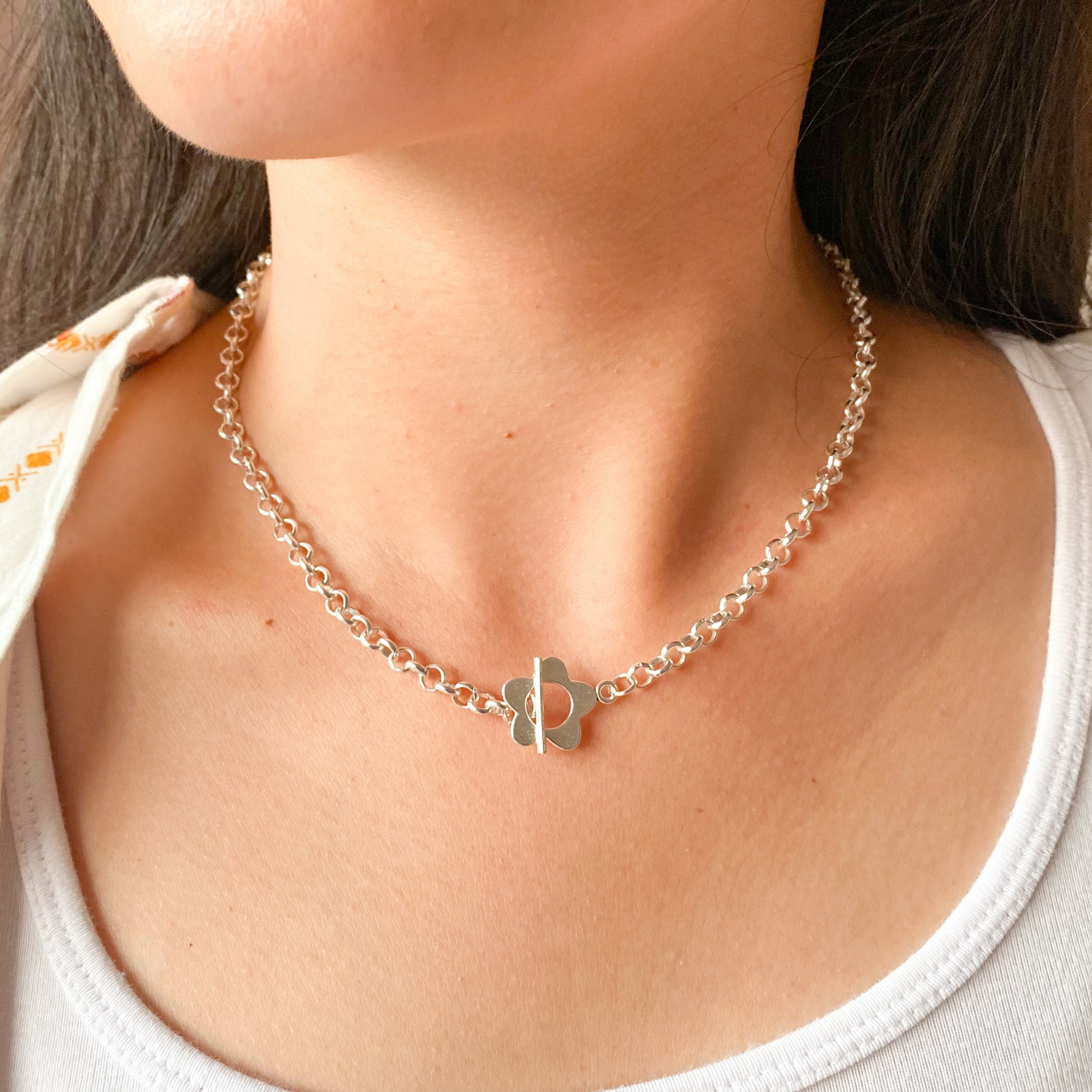 Roop Jewelry flower toggle closure pendant, silver plated rolo chain necklace, chunky chain necklace in silver.